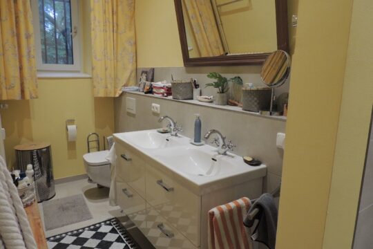 Teilansicht Badezimmer
