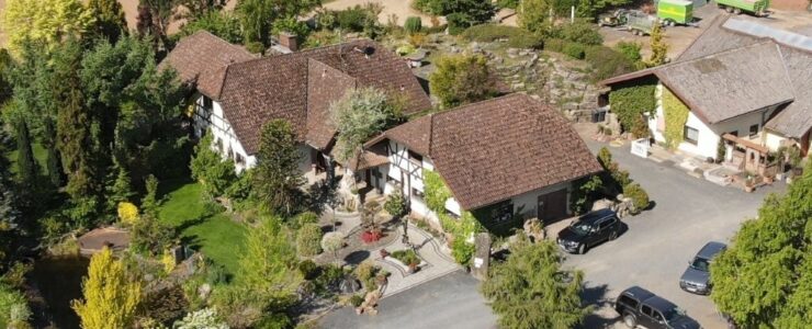 #Absolute Alleinlage Gewerbe- und Landwirtschaft und Arbeiten und 3 Fam. Haus vereint. 36381 Schlüchtern