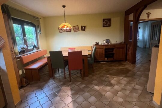 Teilansicht Essen Küche EG