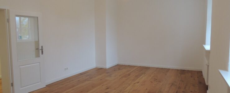 Wohnen und Arbeiten unter einem Dach  4-Zimmer-Wohnung im 1.OG im Schlosspark Gersfeld